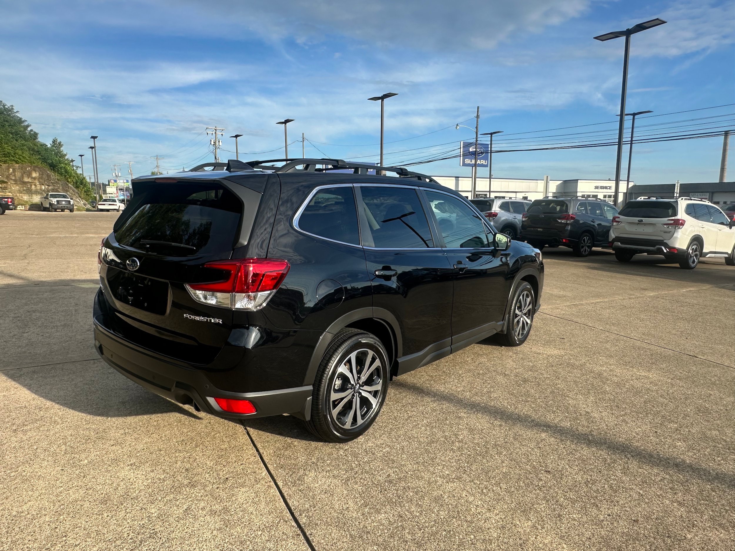 Used 2024 Subaru Forester Limited AWD/4WD image 4