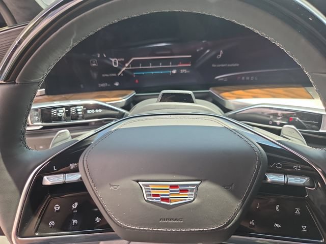 Used 2025 Cadillac Escalade Sport Platinum w/ LPO, ONYX Package AWD/4WD image 25
