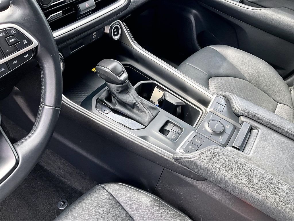Used 2025 Toyota Grand Highlander AWD image 21