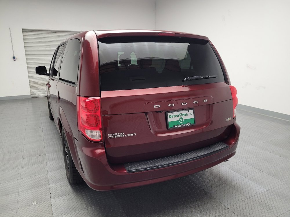 Used 2018 Dodge Grand Caravan SE image 6