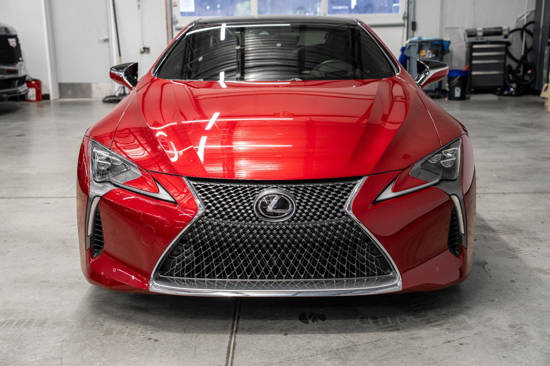 Used 2018 Lexus LC 500 Coupe w/ Touring Package RWD image 4
