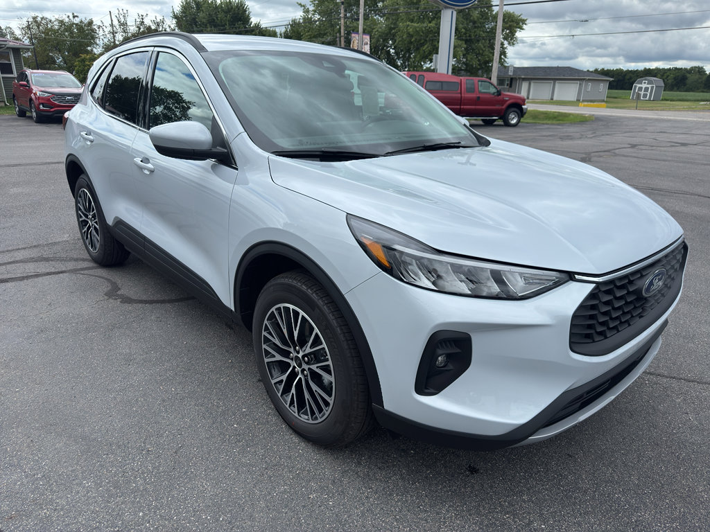 New 2025 Ford Escape SE image 5