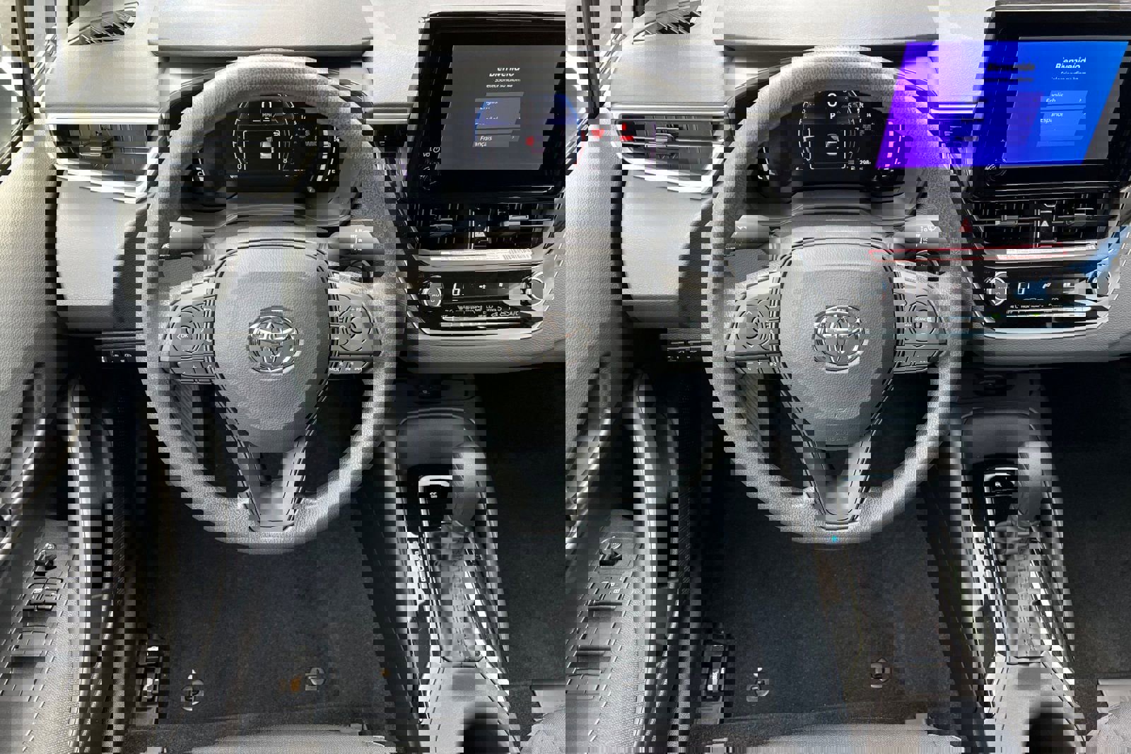 New 2026 Toyota Corolla LE image 14