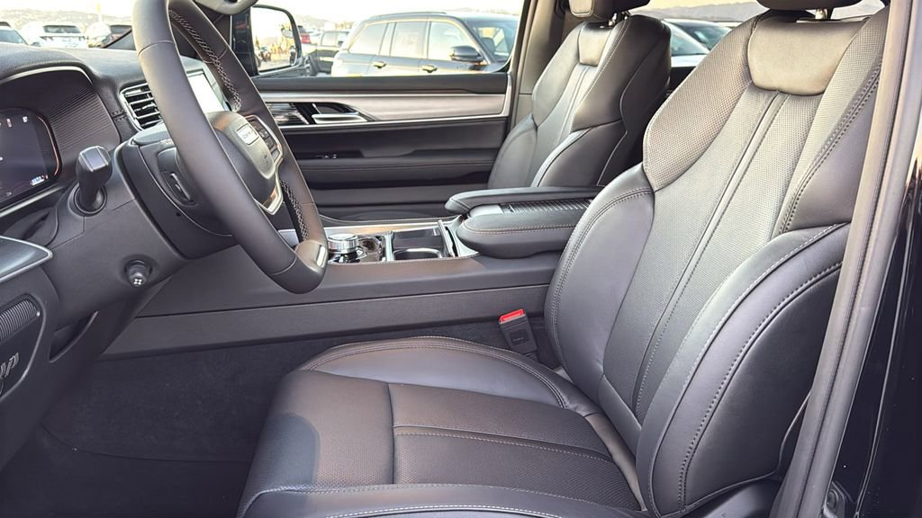 New 2026 Jeep Grand Wagoneer Limited image 20