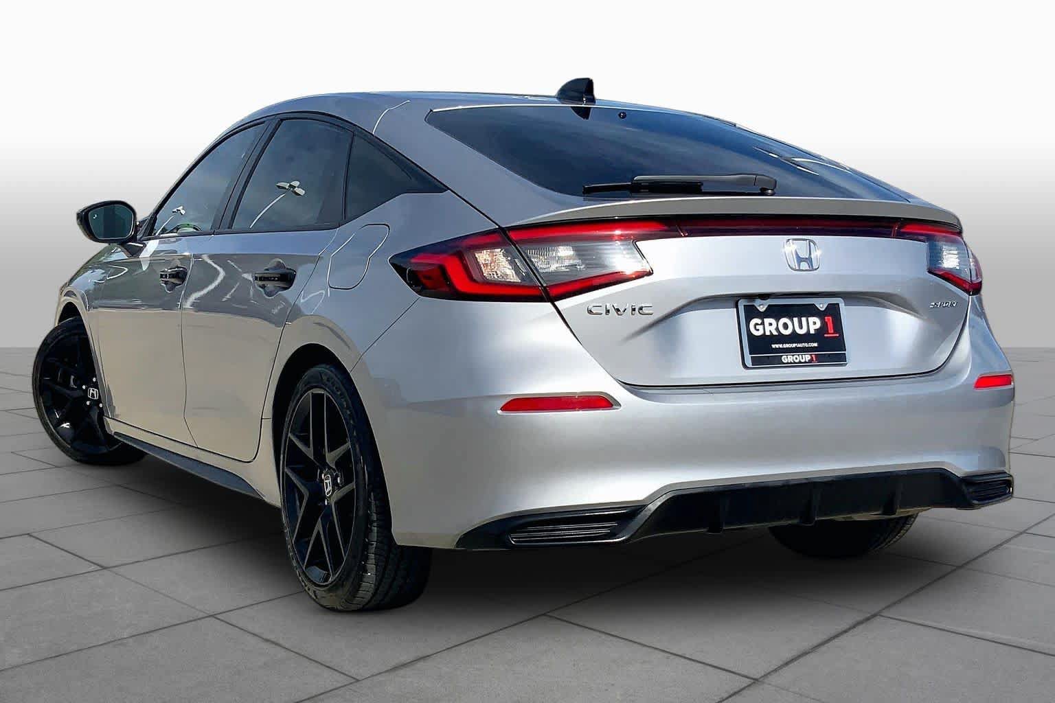 Used 2025 Honda Civic Sport image 12