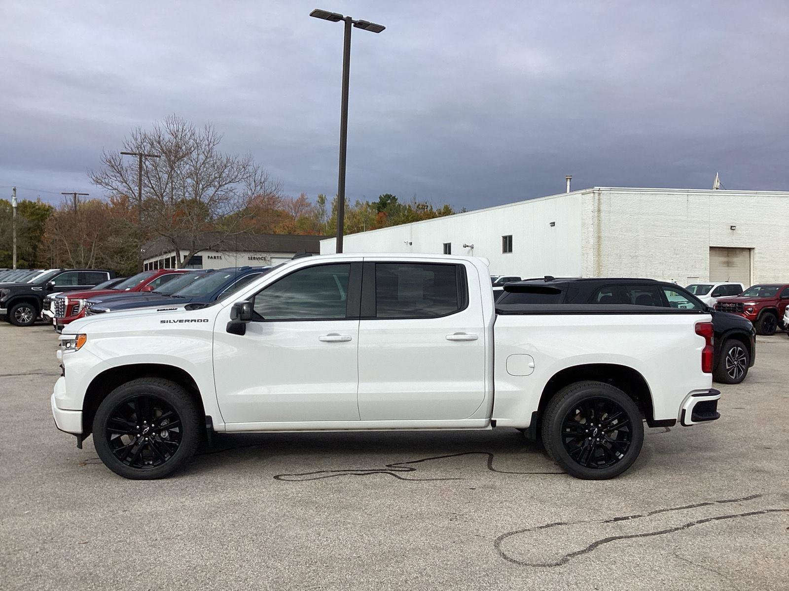 Used 2024 Chevrolet Silverado 1500 RST w/ Convenience Package II image 6