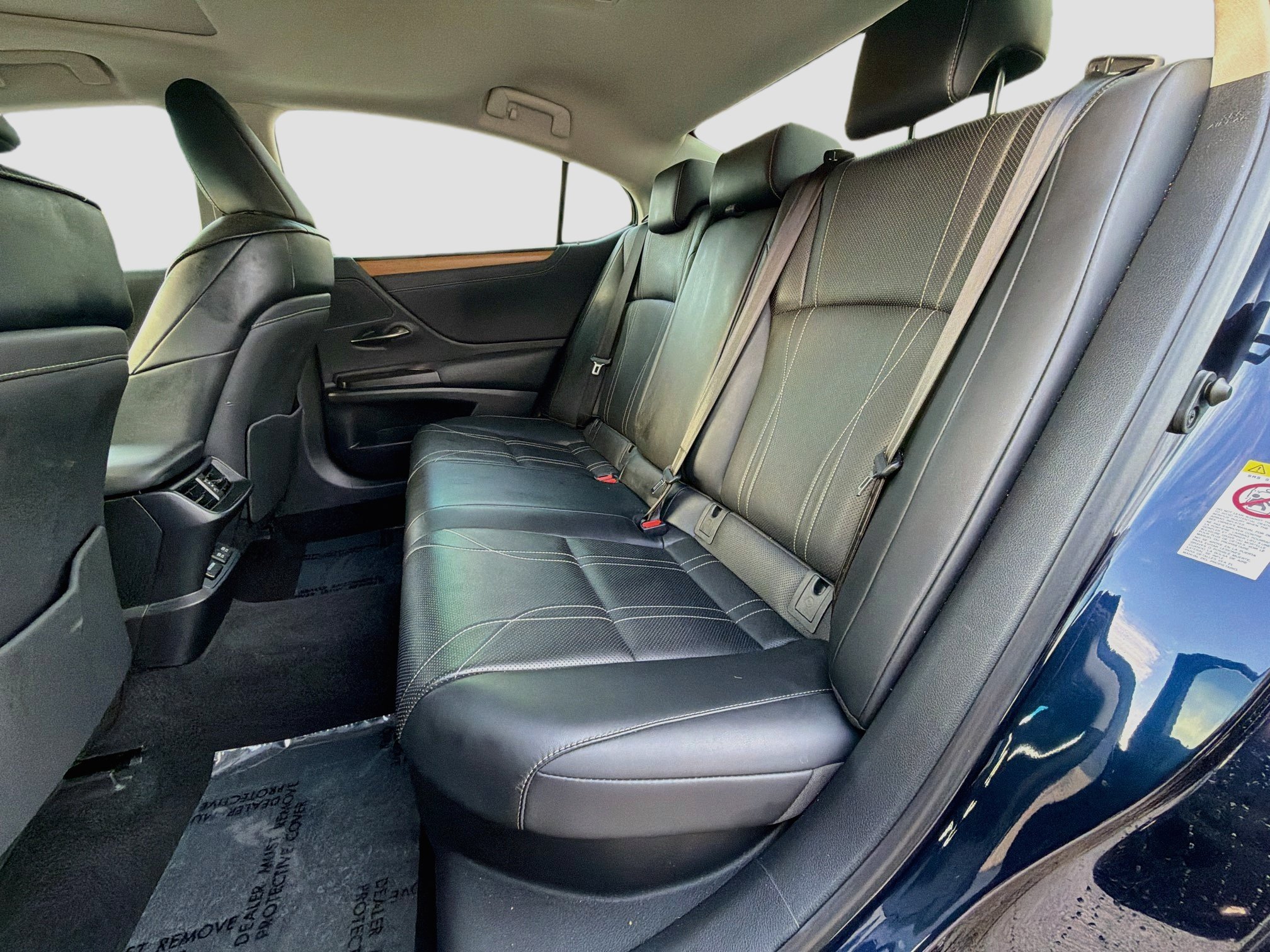 Used 2019 Lexus ES 300h FWD image 21