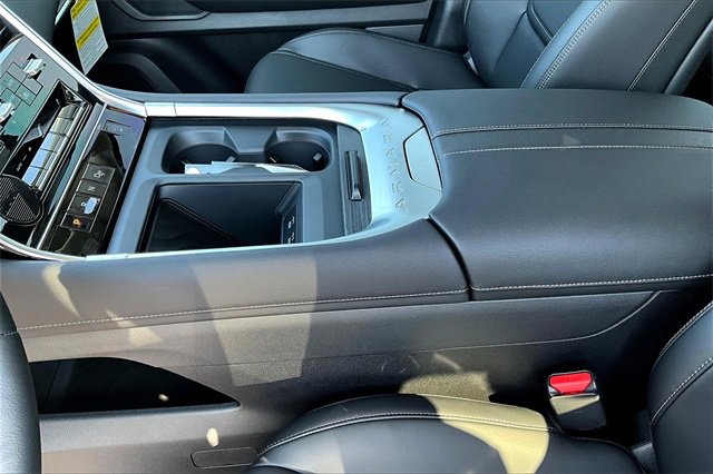 New 2026 Nissan Armada SV image 8