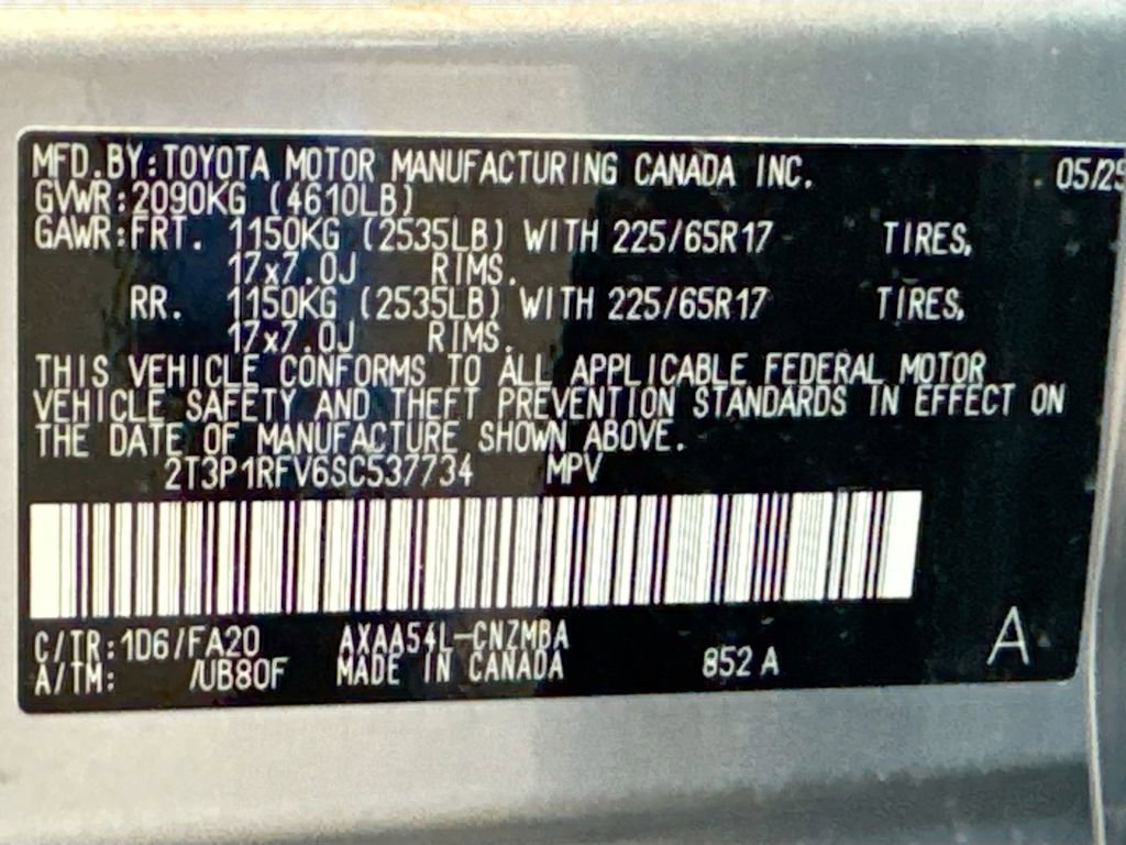 Used 2025 Toyota RAV4 XLE AWD/4WD image 32