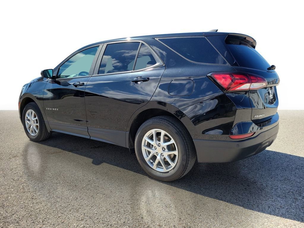 Certified 2024 Chevrolet Equinox LS AWD/4WD image 3