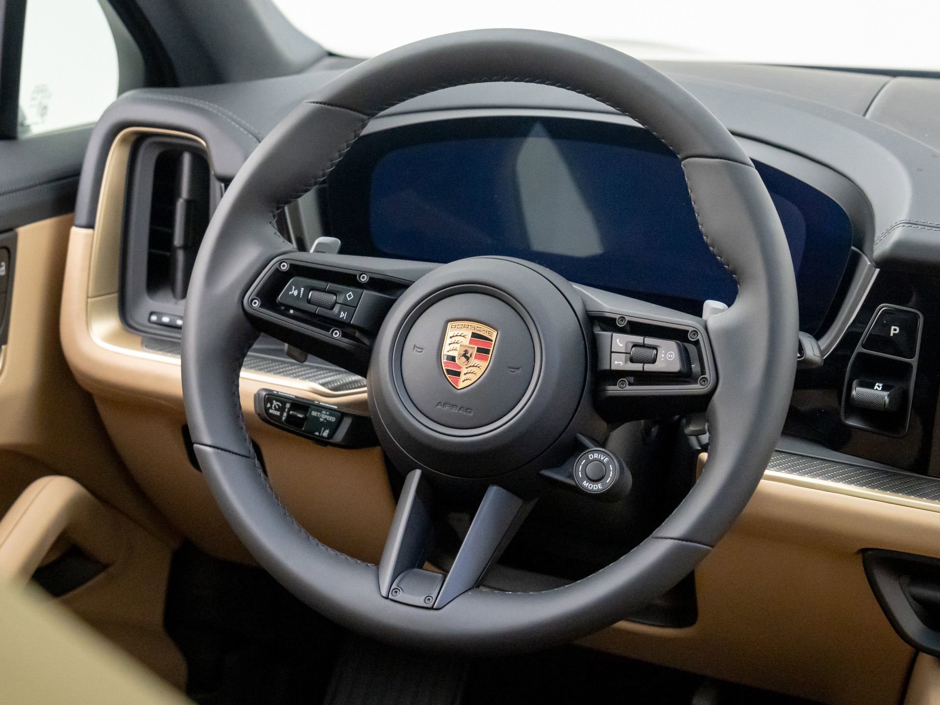 New 2025 Porsche Cayenne S image 12