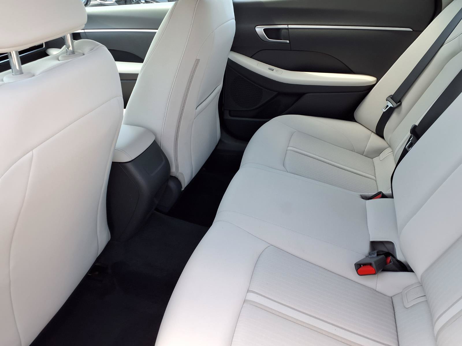 Certified 2026 Hyundai Sonata SE FWD image 11