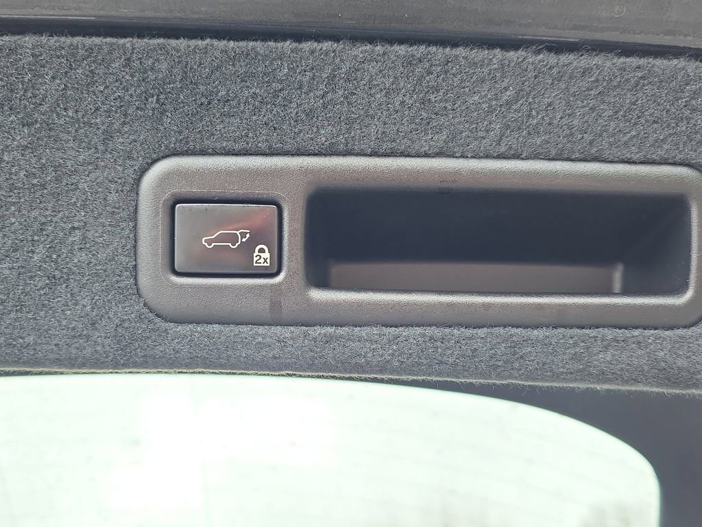 Used 2017 Lexus RX 450h AWD w/ Cold Weather Package image 16