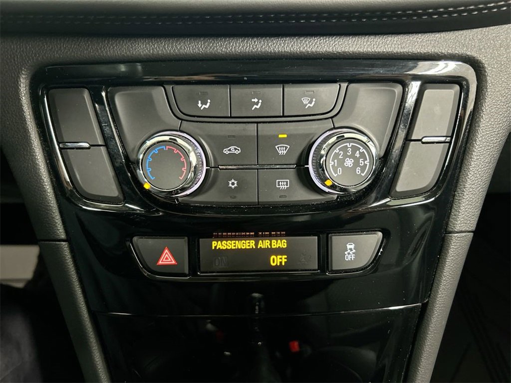 Certified 2022 Buick Encore Preferred w/ Safety Package image 16