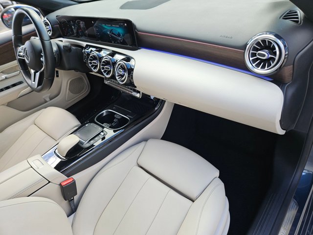 Used 2021 Mercedes-Benz A 220 A 220 image 19