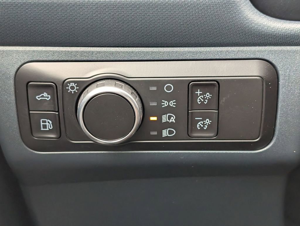 New 2025 Ford Maverick XLT image 39