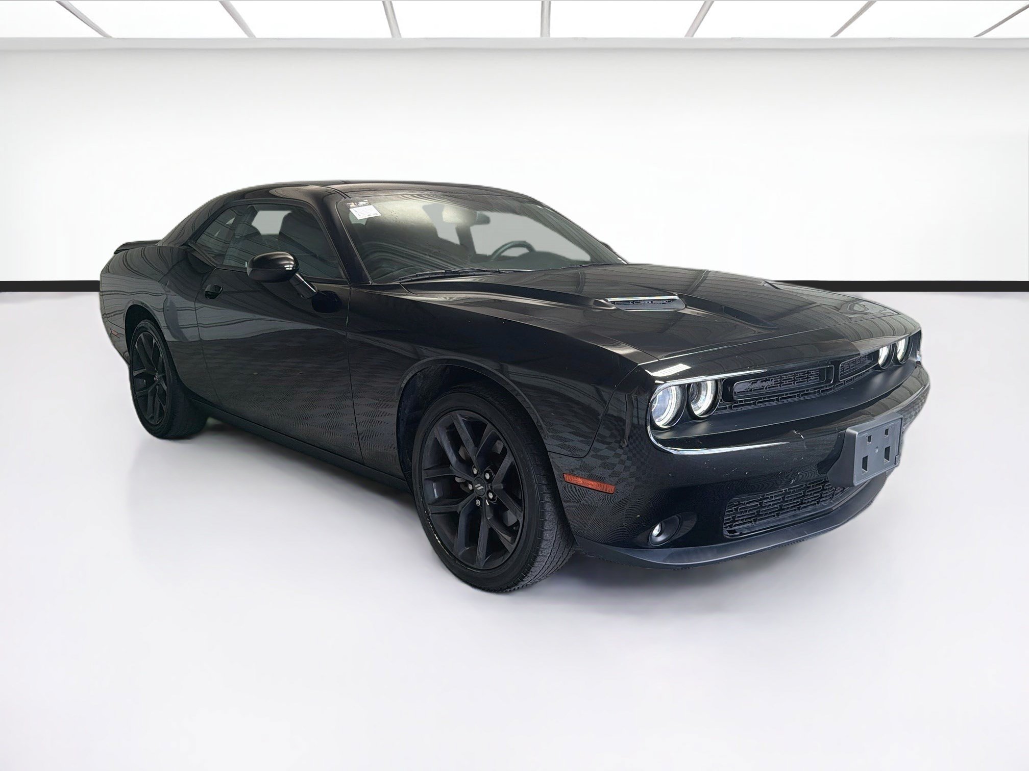 Used 2023 Dodge Challenger SXT w/ Blacktop Package RWD image 3