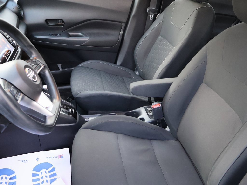 Used 2022 Nissan Kicks S image 40