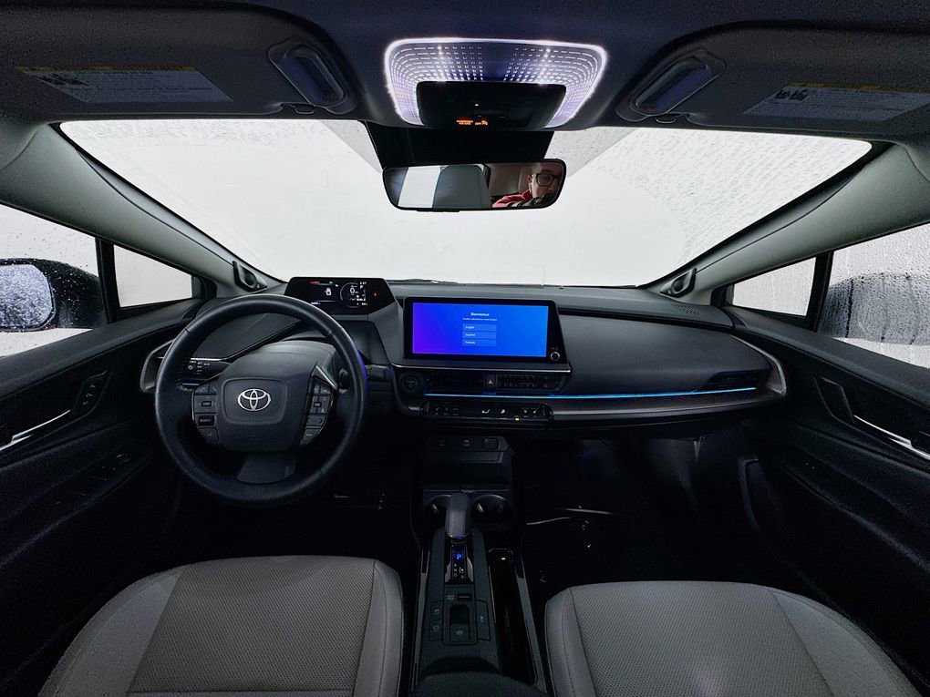 Used 2024 Toyota Prius Limited image 39