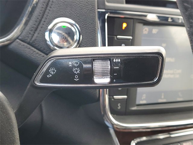 Used 2019 Lincoln Continental Premiere image 20