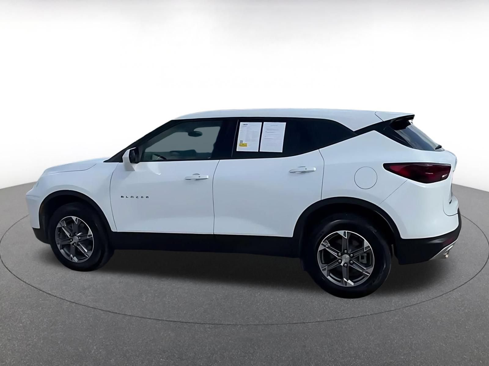 Used 2026 Chevrolet Blazer LT FWD image 9