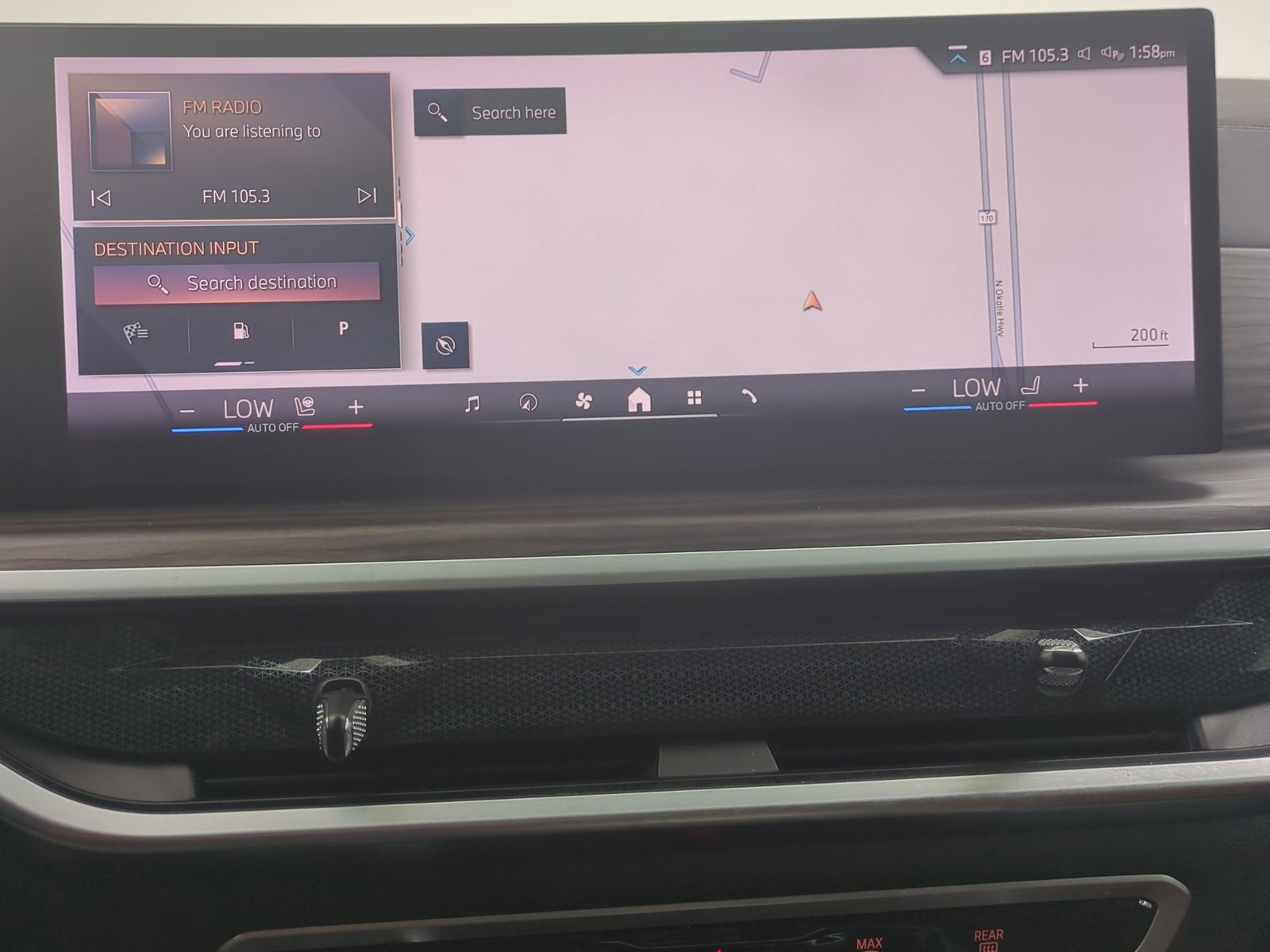 Used 2024 BMW X5 xDrive40i w/ Premium Package image 16