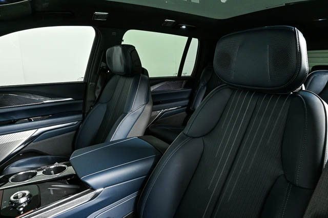 New 2025 Cadillac Escalade IQ Luxury 2 image 8