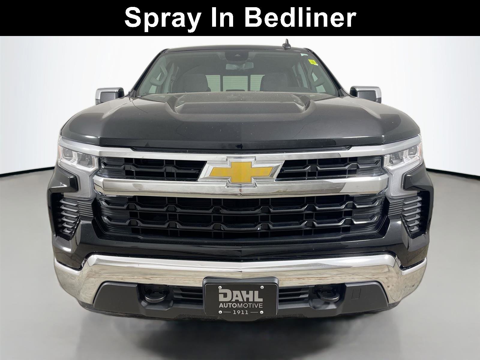 Used 2023 Chevrolet Silverado 1500 LT AWD/4WD image 3