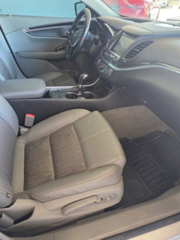 Used 2019 Chevrolet Impala LT FWD image 5