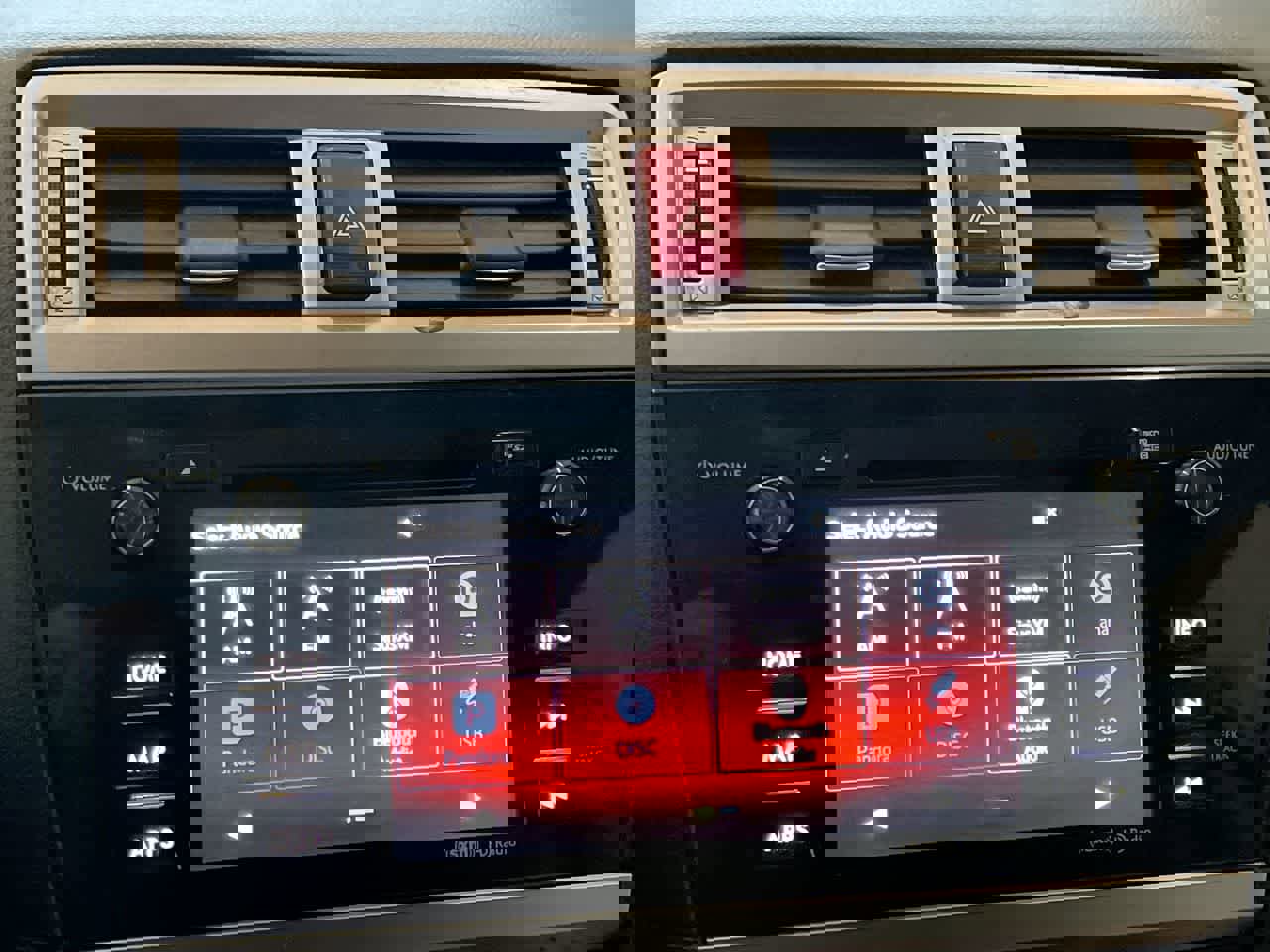 Used 2016 Subaru Outback 2.5i Premium image 16