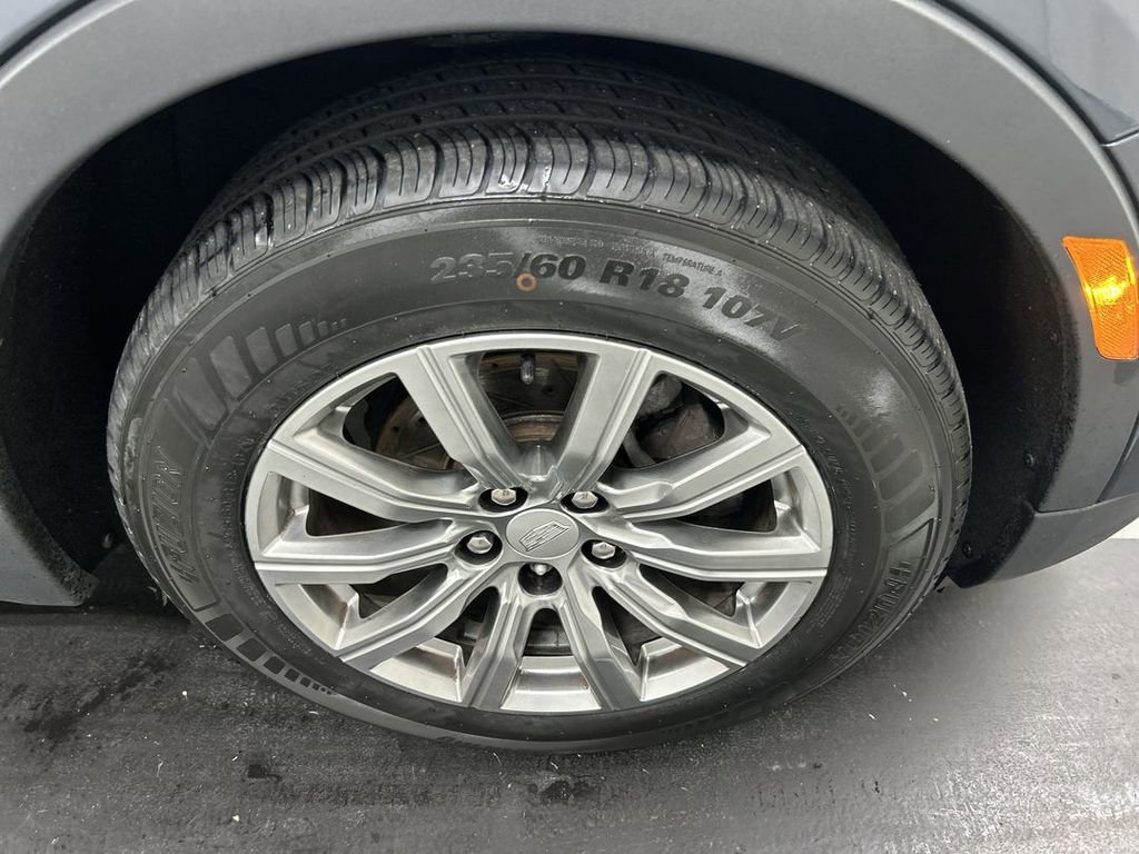 Used 2019 Cadillac XT4 Premium Luxury w/ Cold Weather Package AWD/4WD image 8