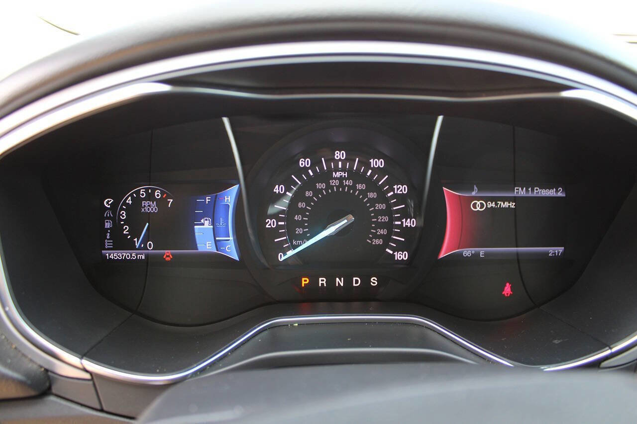 Used 2013 Ford Fusion SE image 18