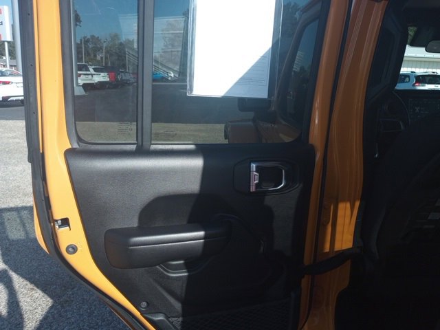 Used 2021 Jeep Gladiator Mojave w/ Safety Group image 11