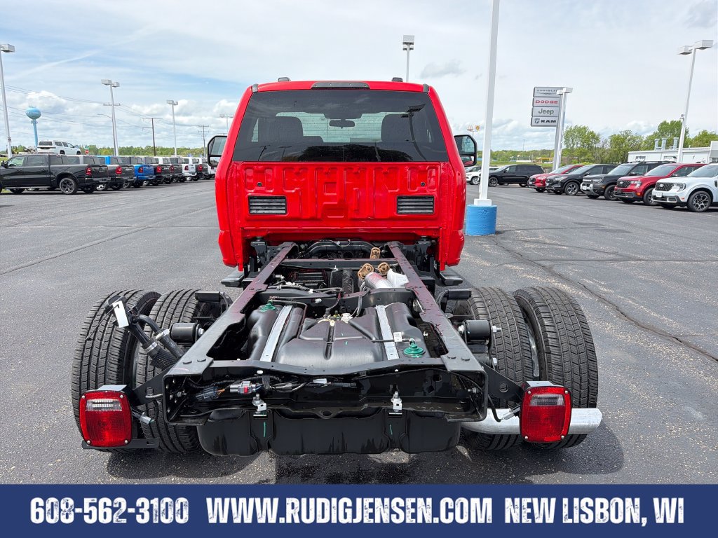 New 2026 Ford F350 XLT w/ XLT Value Package AWD/4WD image 4