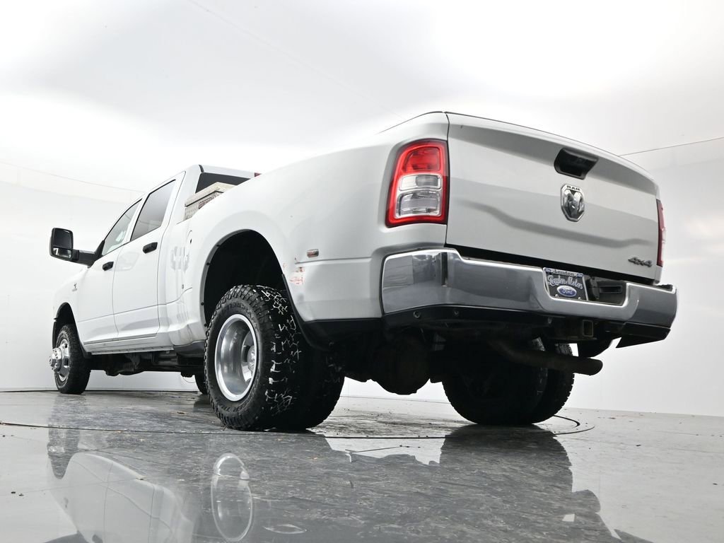Used 2024 RAM 3500 Tradesman w/ Chrome Appearance Group image 52