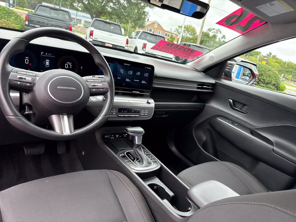 Certified 2026 Hyundai Kona SEL Sport FWD image 23