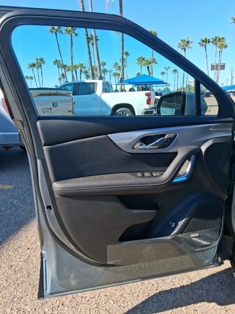 New 2026 Chevrolet Blazer LT w/ Sound & Technology Package FWD image 18