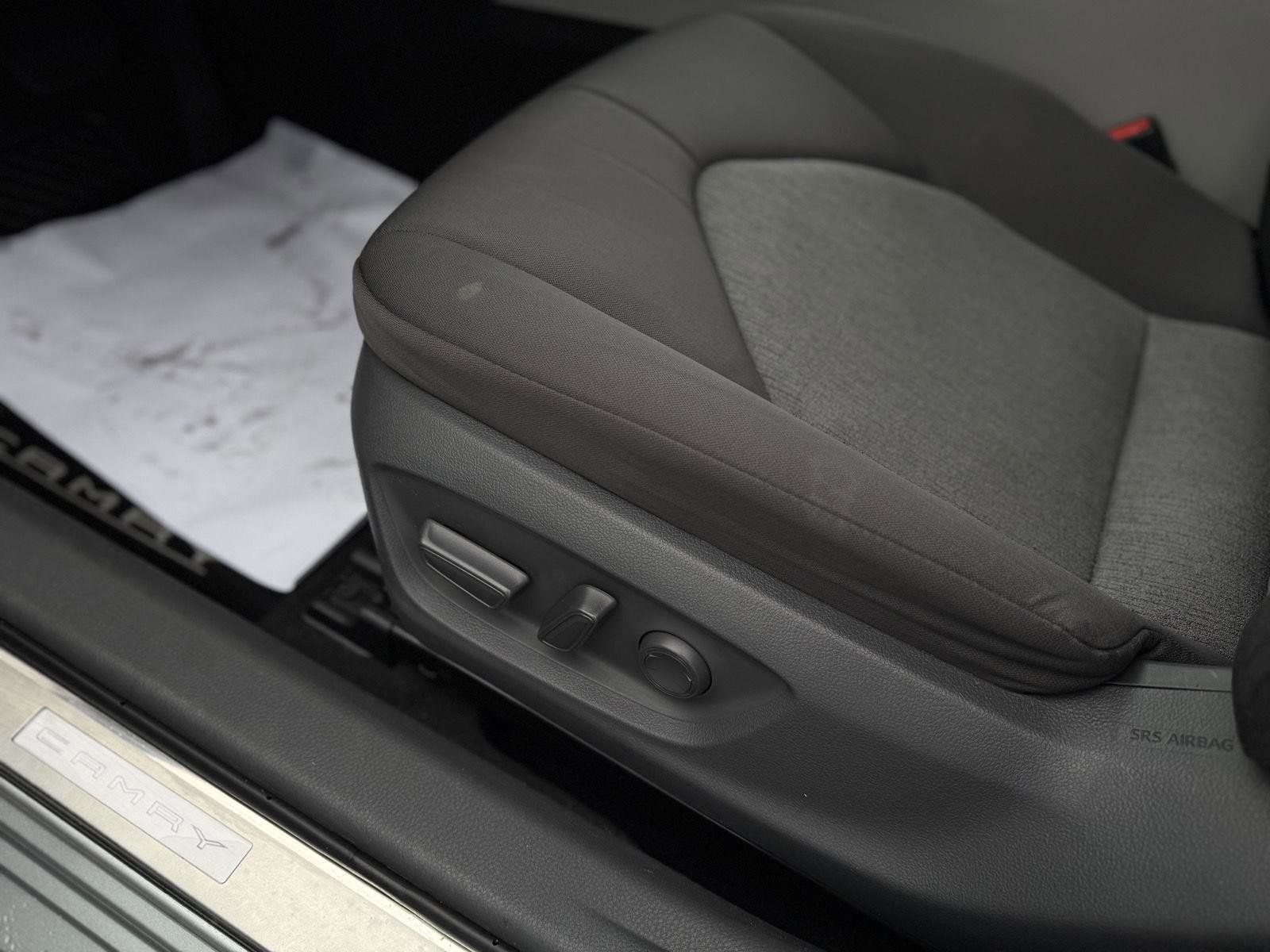 Used 2018 Toyota Camry LE w/ Protection Package (Q2) image 13