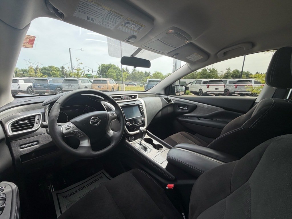 Used 2016 Nissan Murano SV w/ Cargo Package AWD/4WD image 8