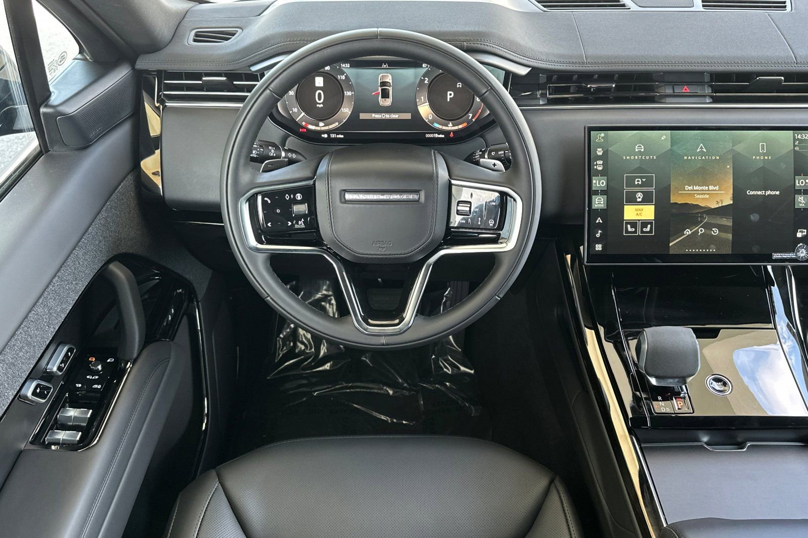 New 2026 Land Rover Range Rover Sport SE AWD/4WD image 14
