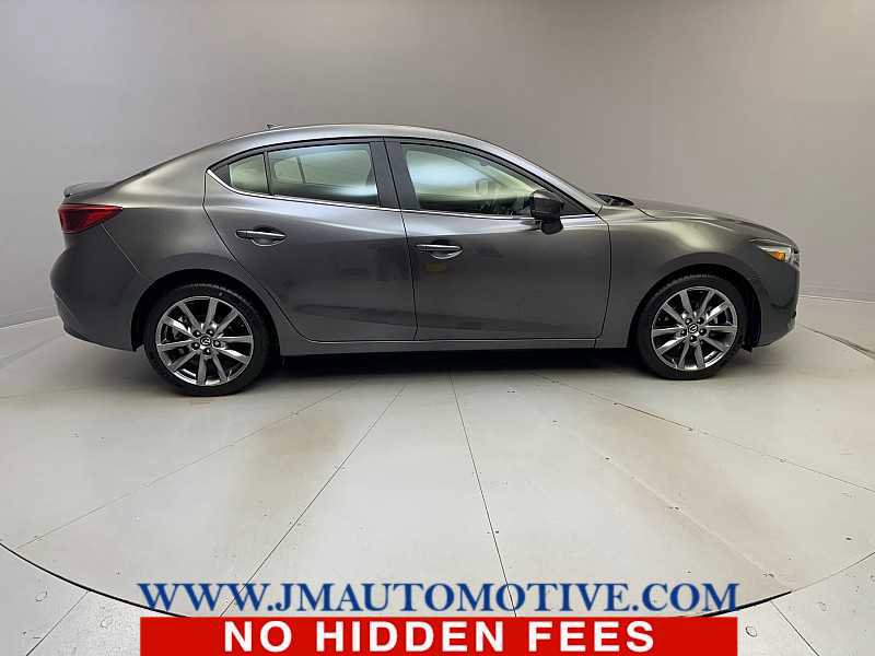Used 2018 MAZDA MAZDA3 Grand Touring w/ Premium Equipment Package FWD image 6