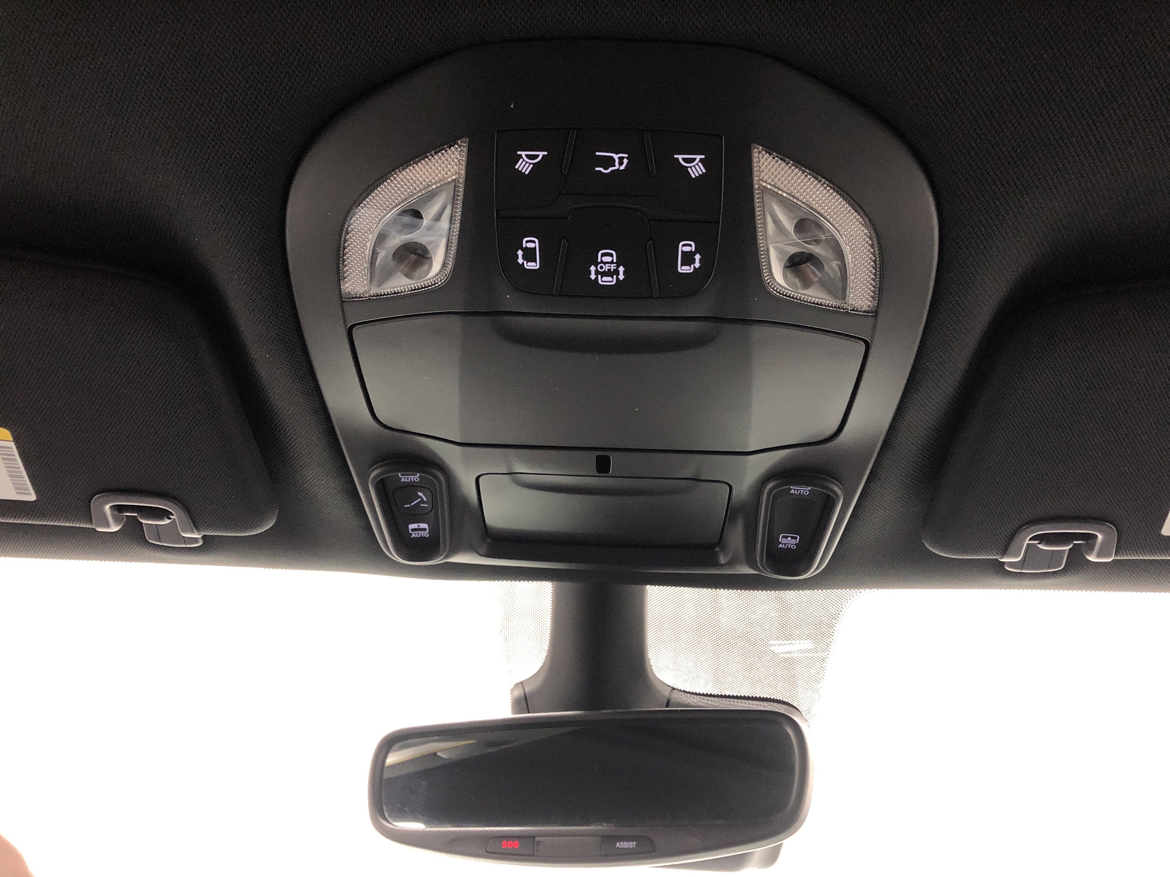 Certified 2025 Chrysler Pacifica Limited FWD image 20