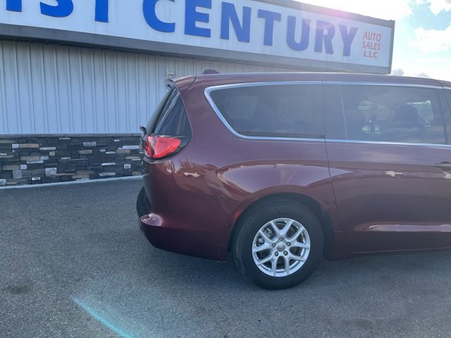 Used 2018 Chrysler Pacifica LX image 20