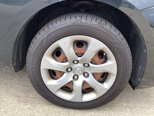 Used 2013 MAZDA MAZDA3 i SV FWD image 8