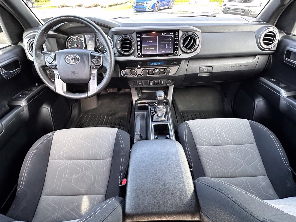 Used 2022 Toyota Tacoma TRD Off-Road AWD/4WD image 25