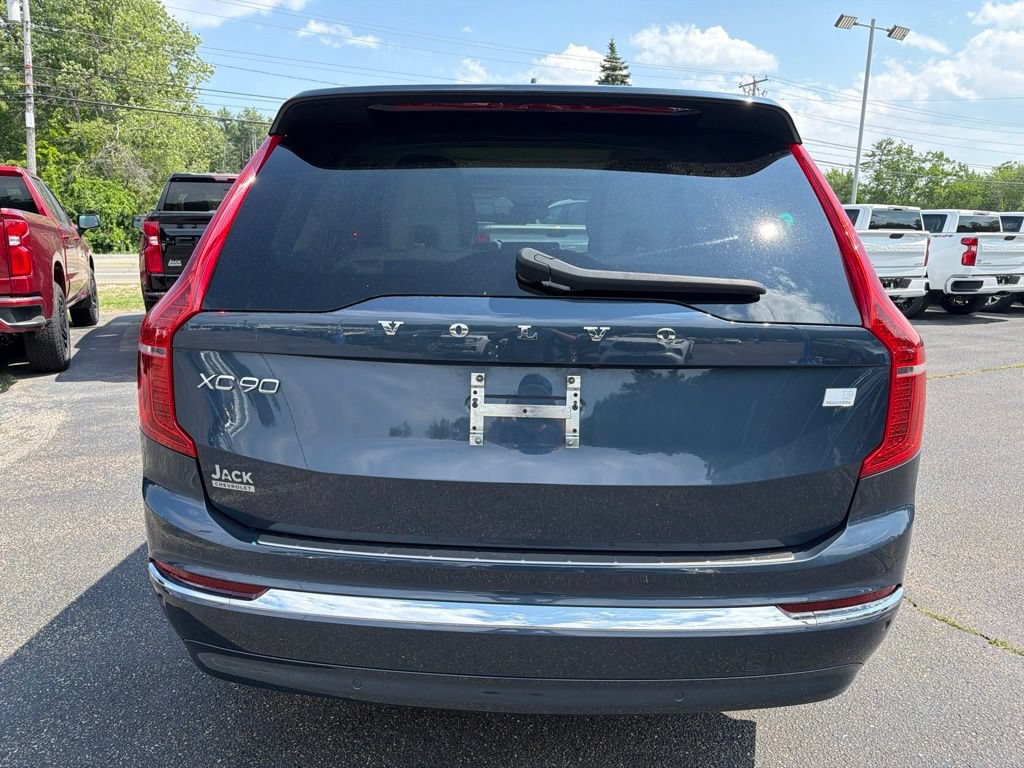 Used 2024 Volvo XC90 T8 Ultimate w/ Lounge Package AWD/4WD image 5