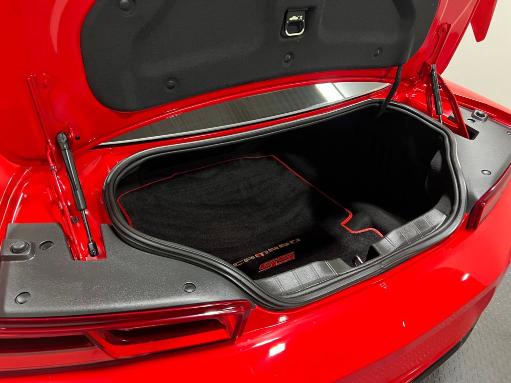 Used 2018 Chevrolet Camaro SS image 18