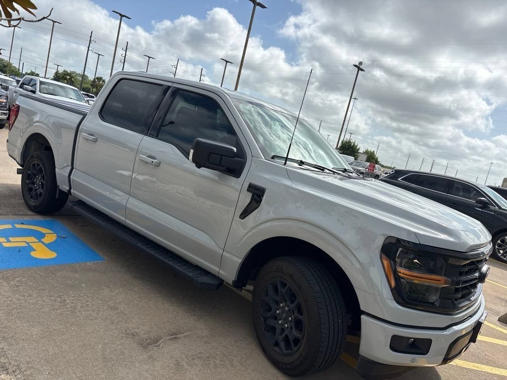 Used 2026 Ford F150 XLT w/ Equipment Group 302A MID RWD image 3