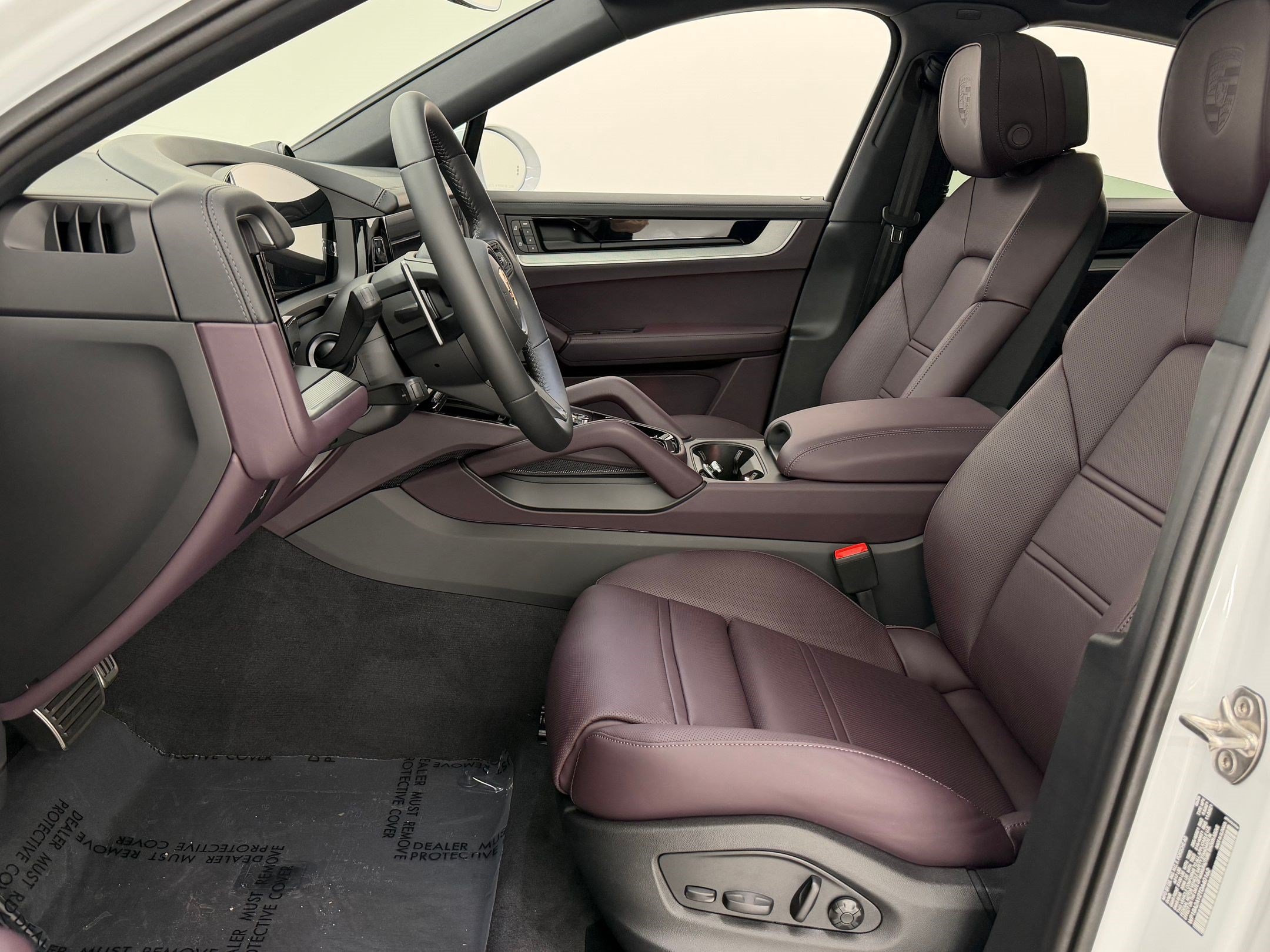 New 2026 Porsche Cayenne Coupe AWD/4WD image 26