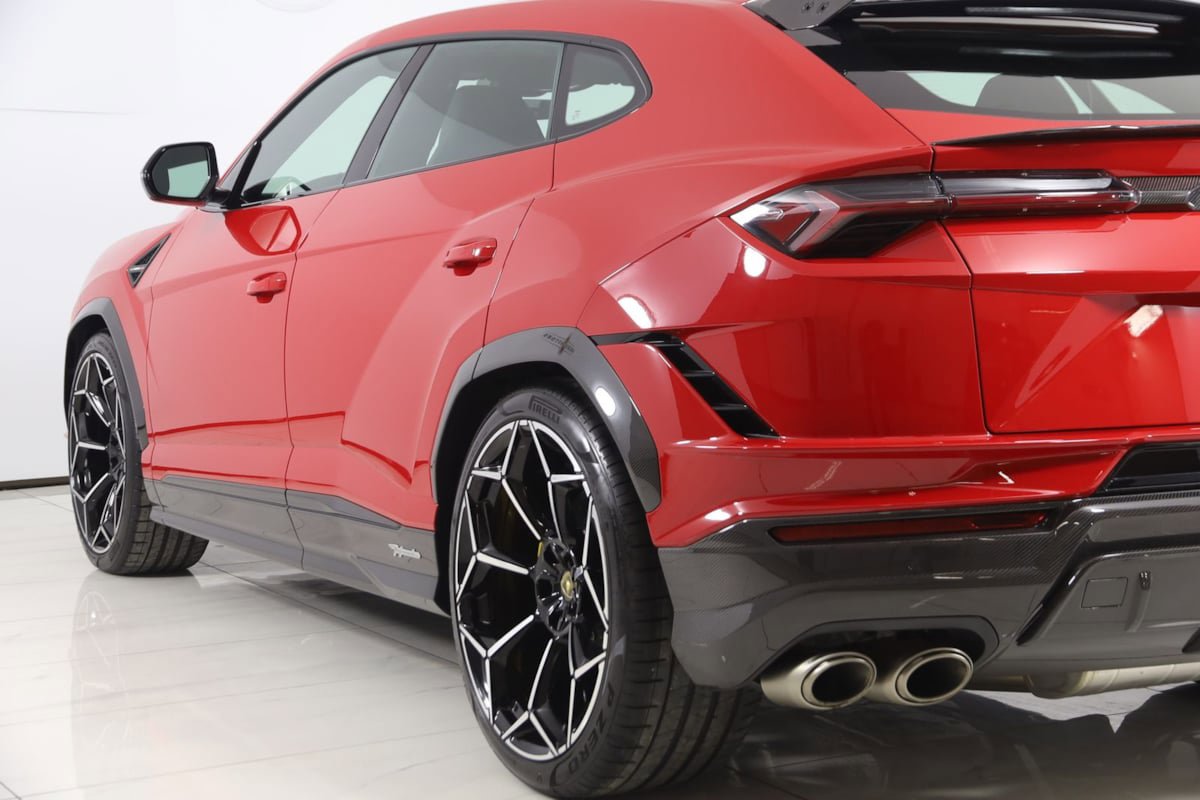 Used 2024 Lamborghini Urus Performante image 43